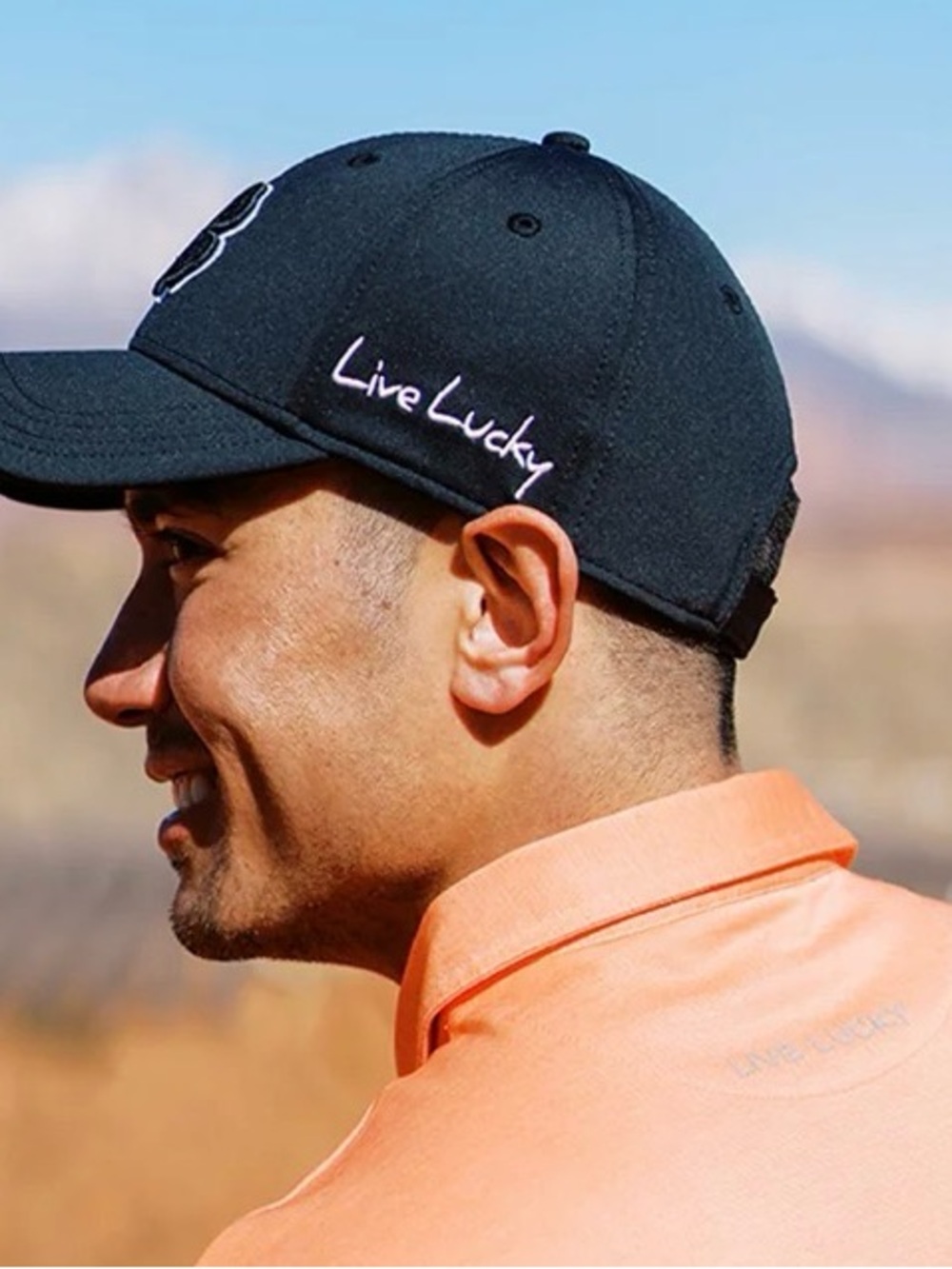 Black Clover NWT Live Lucky Men's Black Gray Baseball Cap with Embroidered Logo - Picture 2 of 6